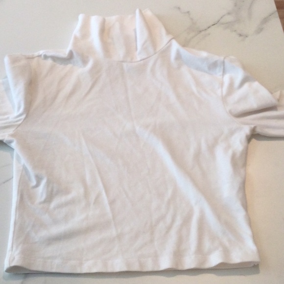 Forever 21 white turtleneck long sleeve tee,small. - Picture 2 of 4